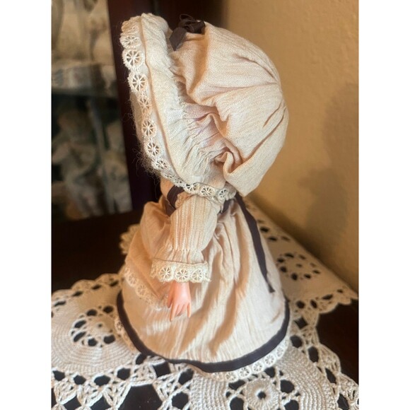 Rare Vintage Musical Doll - Picture 2 of 5